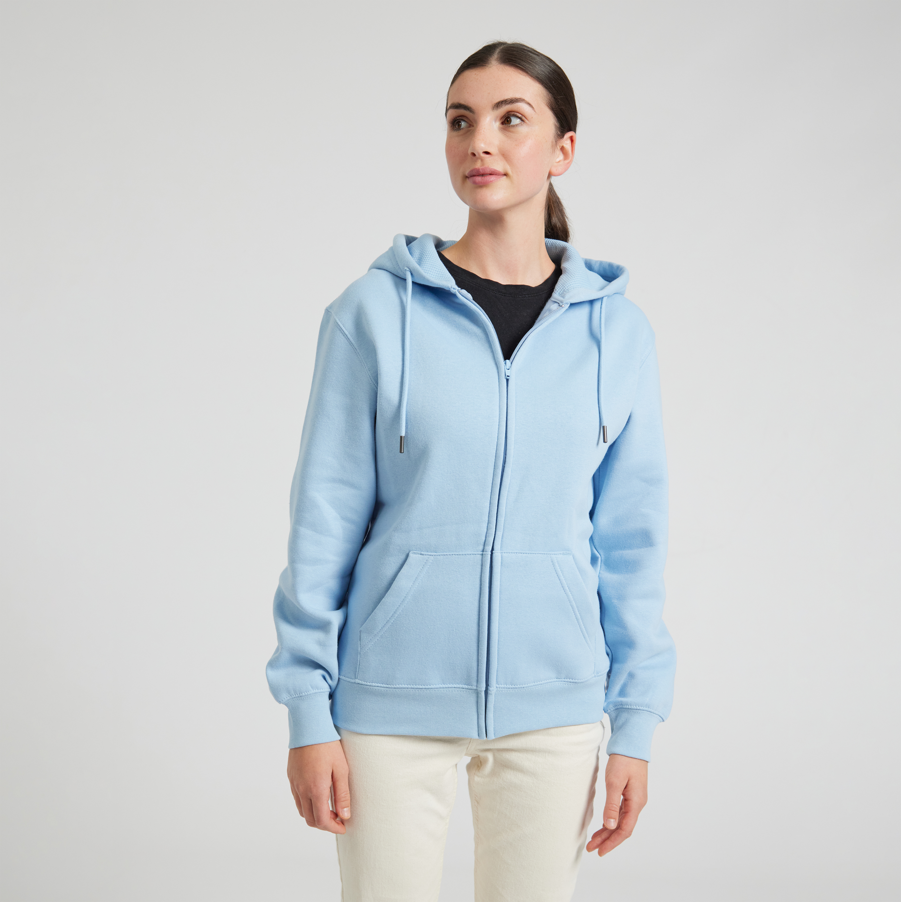 CR04_v2_Powder_Blue_female_front_closed