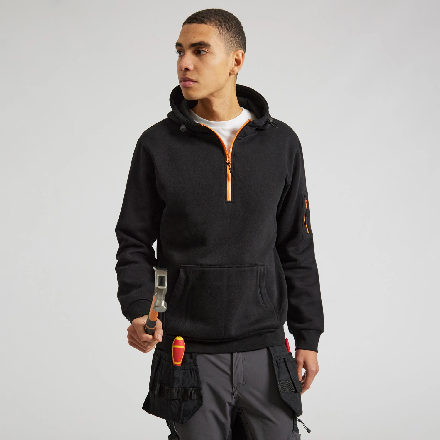 CR06_Black_Neon_Orange_2148