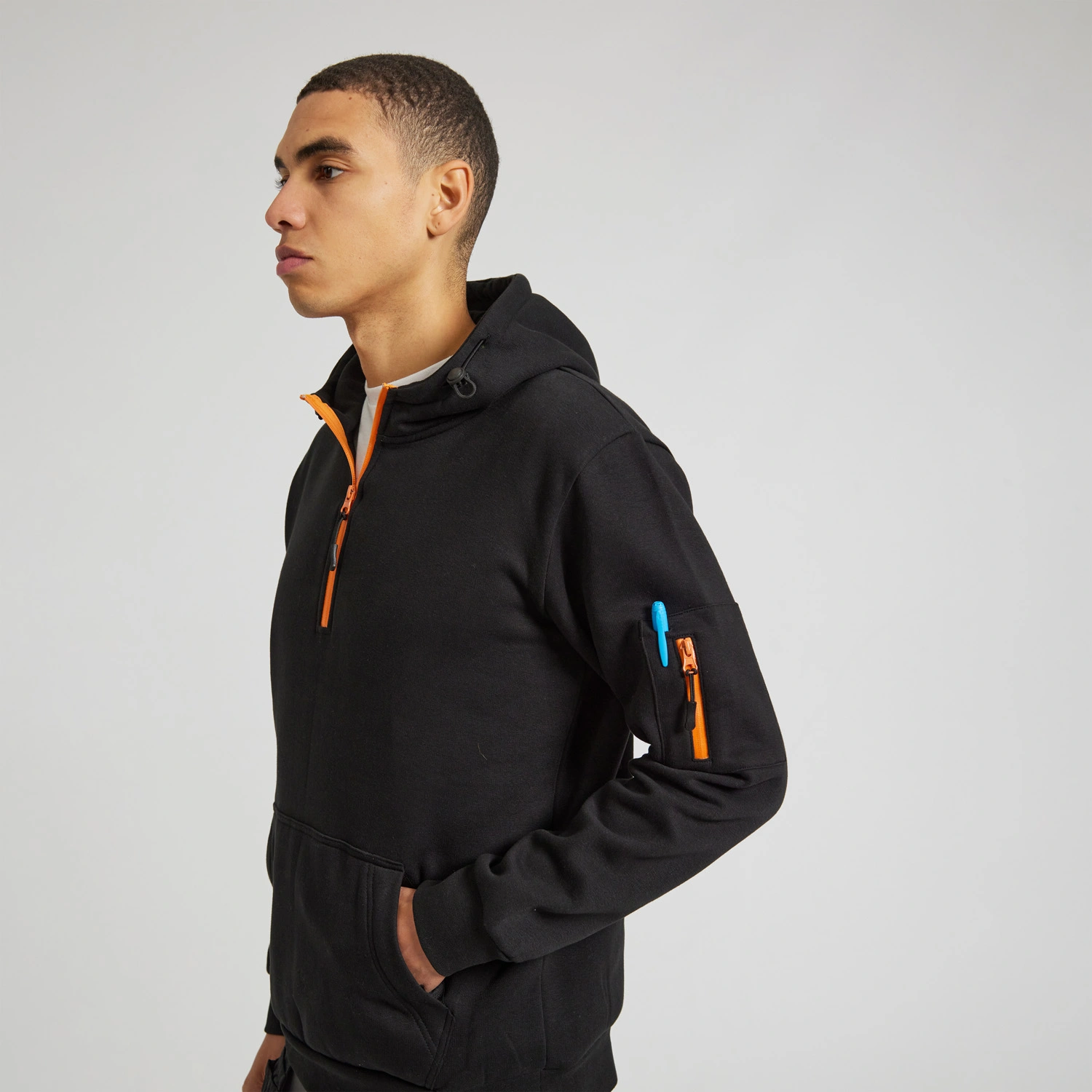 CR06_Black_Neon_Orange_2201