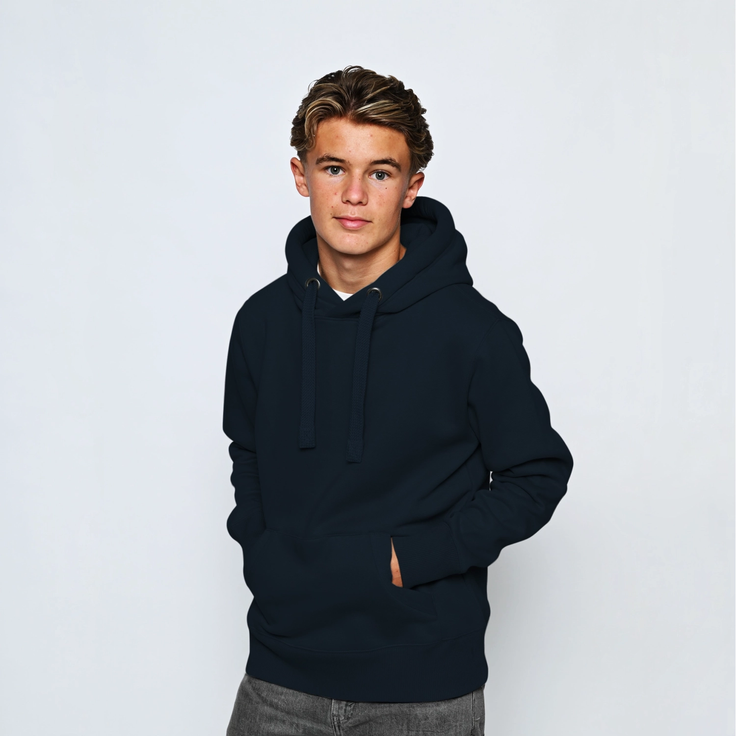 W29PF French Navy Male Front